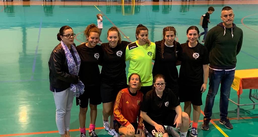 fsfPELAYOS's tweet photo. Campeonas!!!0 https://t.co/tYninRvQMT