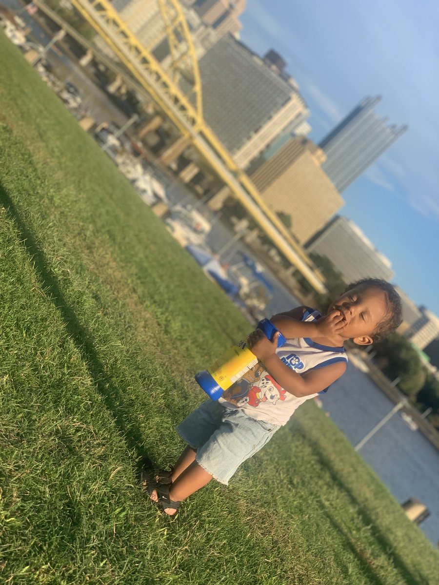 Sabrina_Annn's tweet photo. Okay but can @LAYS sponsor my son 😭 RETWEET!! https://t.co/p6wfwYjH74