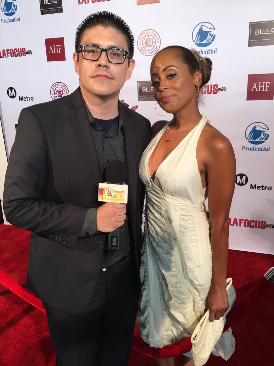 joseduran619's tweet photo. Marla Gibbs, Essence Atkins, & others were honored today at the 22nd Annual First Ladies High Tea in Beverly Hills.
I spoke to the honorees on the red carpet for #myKEEtv Caribbean Talent Network.
#Legends #Icons #FirstLadiesHighTea https://t.co/MGK3IhluF3