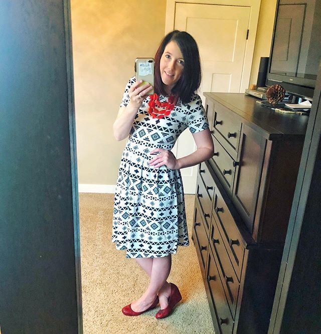 lularoeashmick's tweet photo. Where were Amelia's during the height of wedding season in my 20's - wish that wasn't as long ago as it is 🤣😬 Where's your favorite event to wear an Amelia? #lularoeamelia #lularoe @lularoeretailers @lularoe https://t.co/oNGz6fVOa2 https://t.co/ZdFmlOT8HA