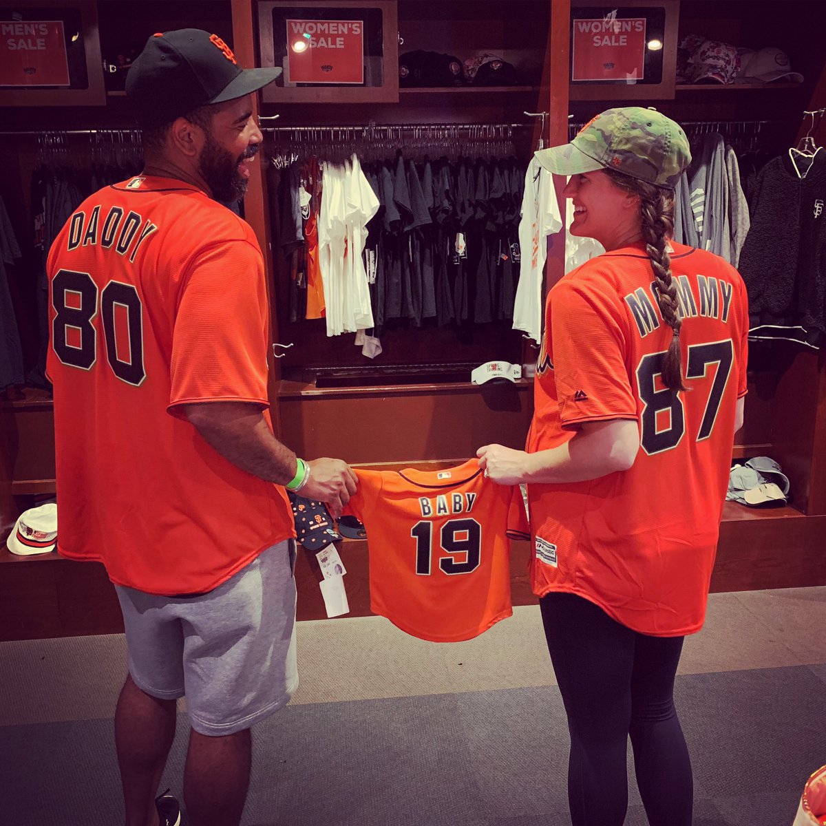 TorCarroll's tweet photo. 5 weeks until we get to meet our baby girl 🤗❤️ @SFGiantsFans @SFGiants https://t.co/8dqoRWS5nl