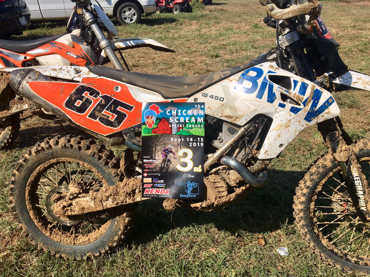 DirtyDog650's tweet photo. Day 1 of #ChickenScream #OkieSprint and I came away with a decent finish. Wore. Me. Out.
And again tomorrow. https://t.co/xWT3uCdBY1