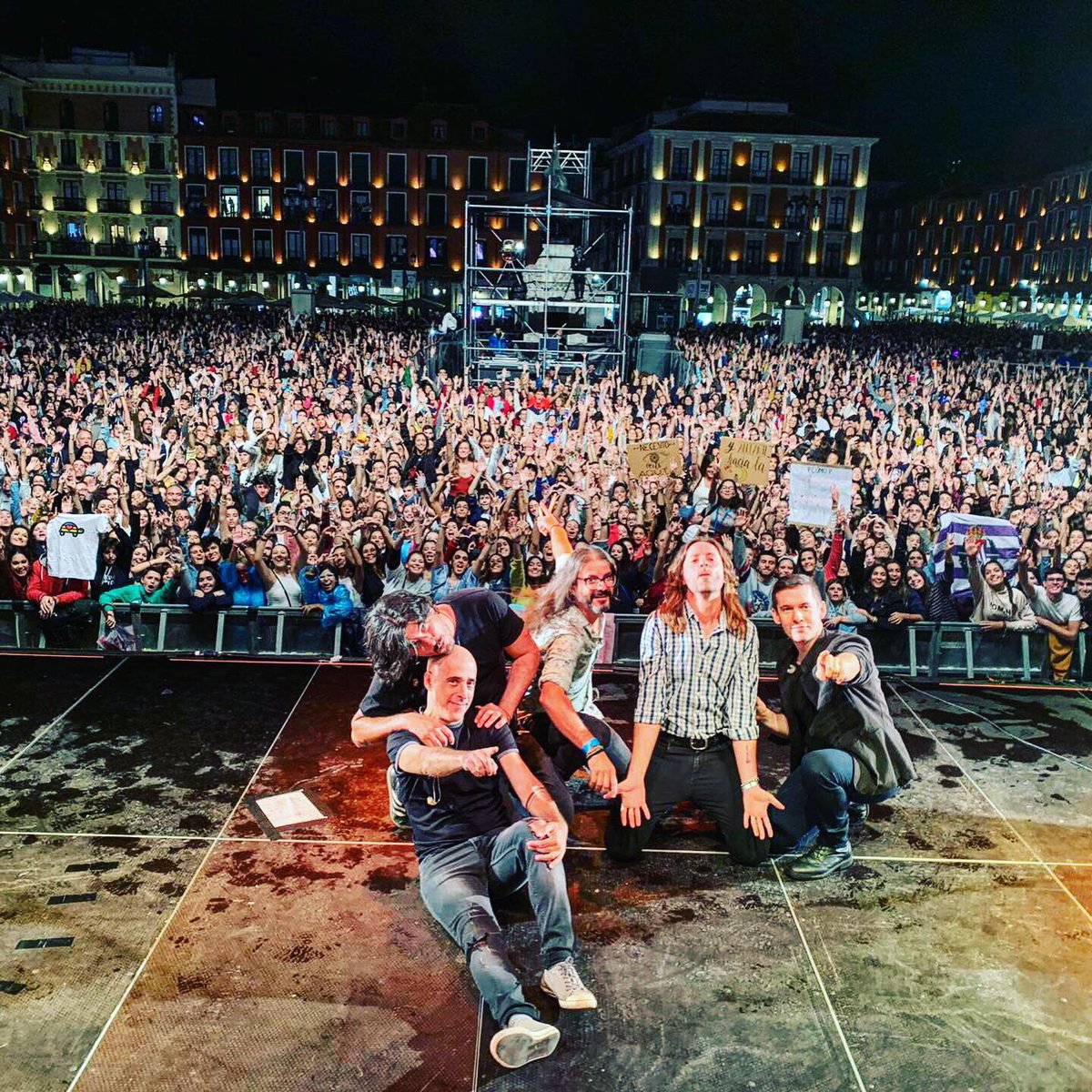 ¡No tenemos palabras!😍
Las más de 24.000 tortugas de Valladolid habéis convertido una noche especial en algo único e irrepetible, os queremos!!!