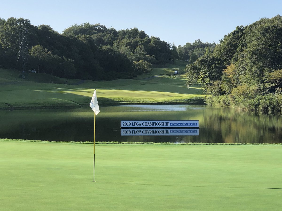 asahijgolf's tweet photo. ⛳️第52回日本女子プロゴルフ選手権大会 コニカミノルタ杯⛳️
スカイAで生放送中📺

ついにFinal Roundが始まりました
今日も #黄金世代 の躍動を大観衆が見守ります！

インターネットで無料ライブ配信中です💻
https://t.co/UOITsYU8BR

#LPGA #女子ゴルフ #ゴルフ #コニカミノルタ杯
#じょしごる https://t.co/GQKtBFGnKy