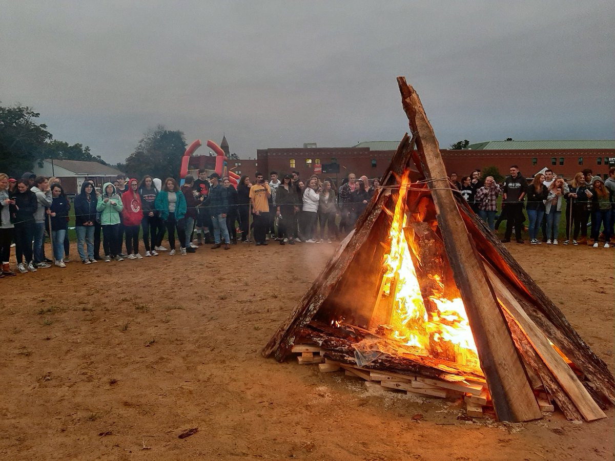 DrPowers_PA's tweet photo. @paclass2020 Corn Roast #TogetherWeArePinkerton https://t.co/e3RrZaVnQs