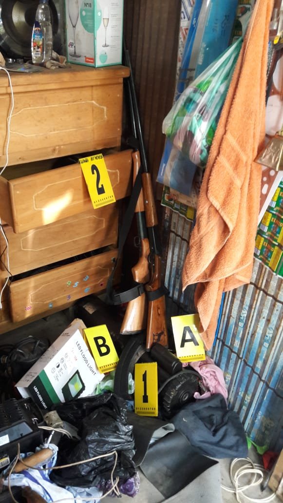 AEI_Oaxaca's tweet photo. En cateo realizado en #SantaCruzMixtepec, #Zimatlán, @FISCALIA_GobOax asegura armamento, drogas y detiene a dos personas
@RVasconcelosM
@alejandromurat
#EstamosCumpliendo
#ProcuramosJusticiaParaTi https://t.co/MlbKY2mq6J