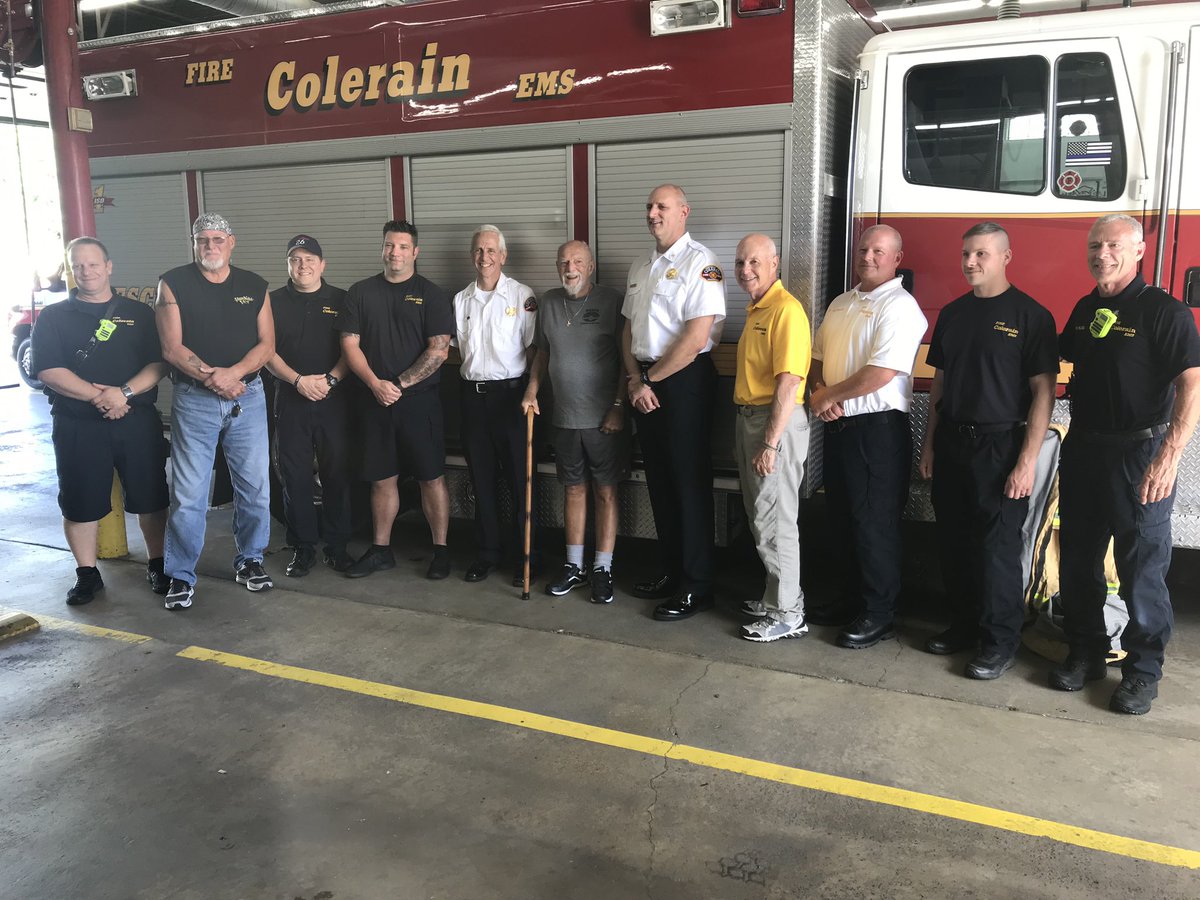 Colerain_Fire's tweet photo. Former Asst Chief Ray Ressa stopped by Station26 today to celebrate his 90th birthday and to receive a plaque recognizing his decades of service to our community. #LookingGoodChief #ThingsHaveChangedALittle #FullyInvolvedFullyEngaged https://t.co/nURAwgNCj4