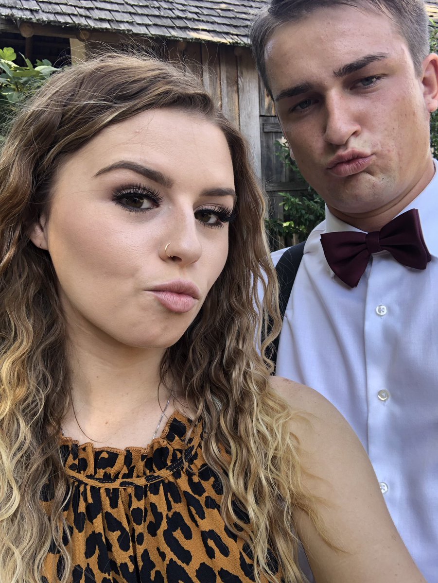 _Harleyangel's tweet photo. My wedding date 4 eva 💖 https://t.co/KI7FQq6hNO