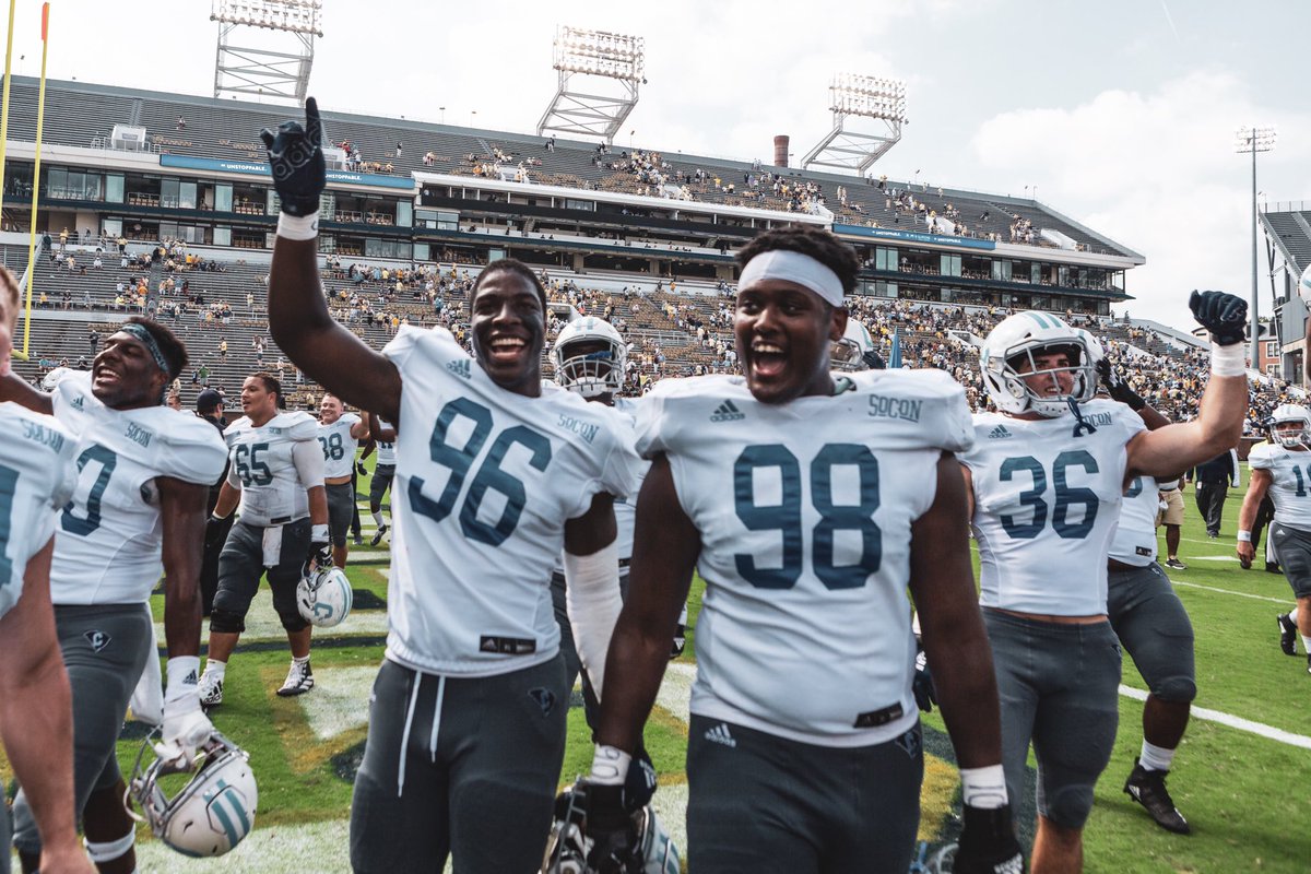 CitadelFootball's tweet photo. ONE MORE TIME!
HOW ‘BOUT THEM ‘DOGS?!?!
Also @Twitter & @TwitterSports come on with the check mark already...
#FireThoseCannons | #WeBeatTech https://t.co/2din14Ag5f