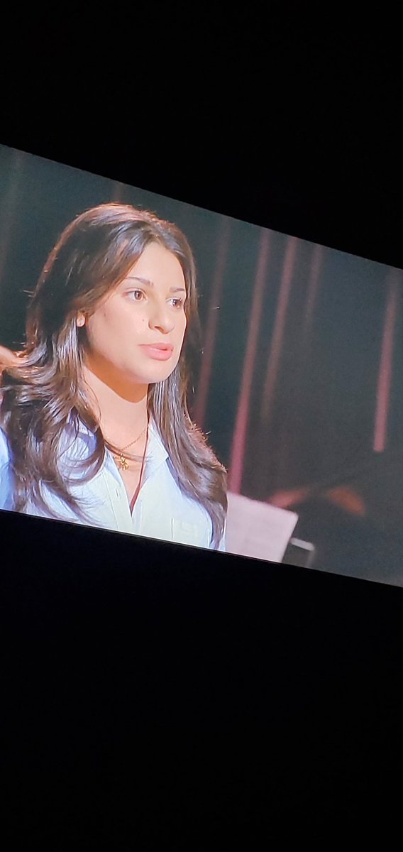 NathanH1229's tweet photo. When you decide to rewatch Glee again to live your best life and that that in 3 minutes Rachel Berrys emotional level went from 😁😃 to ����😱 to 😡🤬😤 to 😢😭 and you can Totally relate to the escalation. @LeaMichele ❤️👏👏👏👏👏👏 https://t.co/rCQXQF2kG8