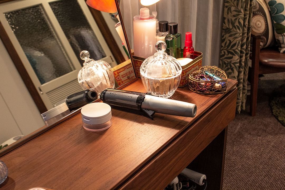 توییتر Bun Gochi در توییتر 偽装不倫 のメインセットのインテリアをリグナで美術協力させていただきました おしゃれな家具通販 インテリアショップ リグナ T Co 3h0n0kycgz 濱鐘子が両親と姉夫婦と同居する二世帯住宅の実家の インテリア 家具の一