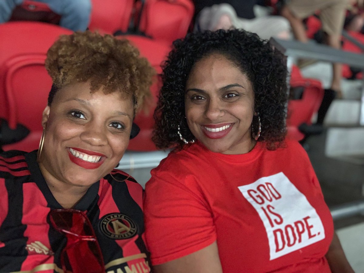 AliciaMBrandon's tweet photo. At the IBM Appreciation night with my bestie! Enjoying the Atlanta United game along with 400+ of my colleagues. #IBMAtlanta #ATLUTD #UniteandConquer #IBM @IBMVolunteers https://t.co/xBTt45T5B6