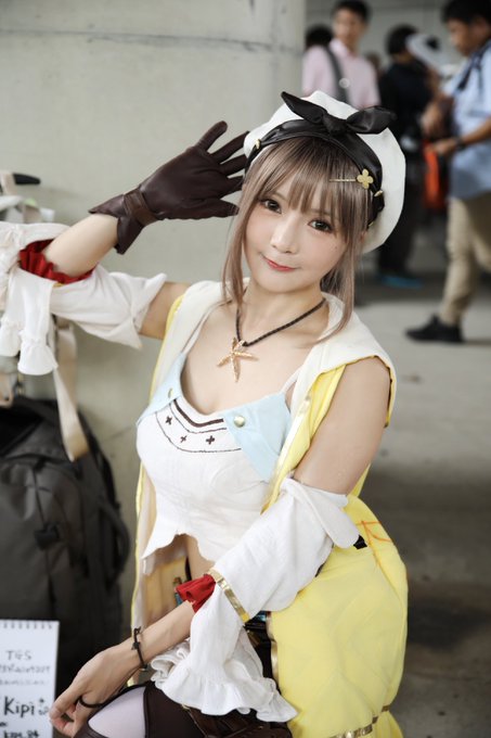 Twitterのコスプレ画像10