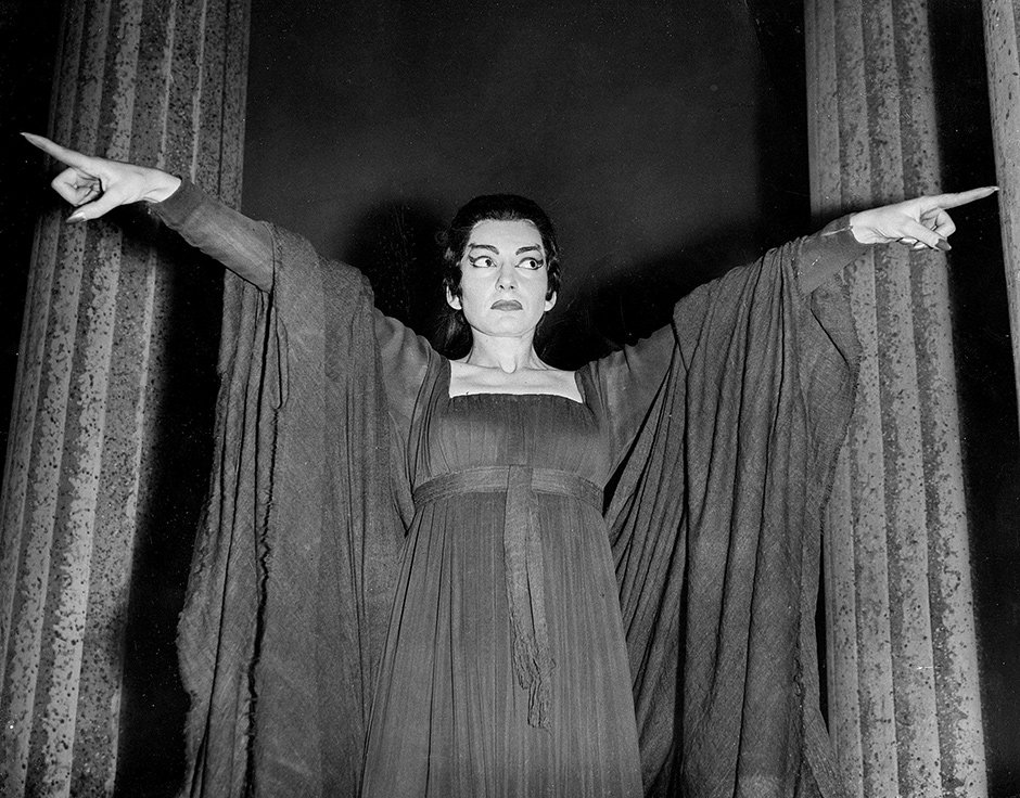 🇮🇹  En septiembre 14 de 1760, nació el compositor italiano  Luigi Cherubini.
(f. 1842)

FOTO: #MariaCallas • «Medea» #LuigiCherubini
