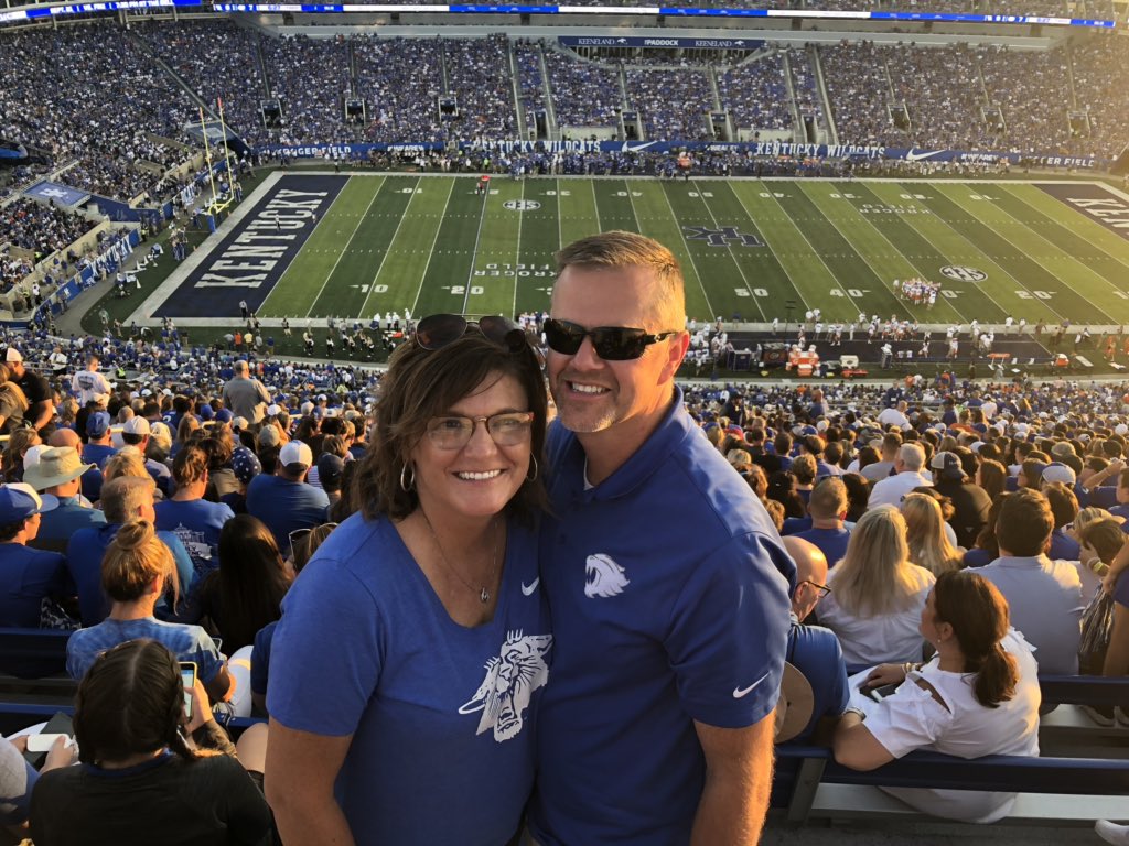 RhondaLaslie's tweet photo. #weareuk https://t.co/RfzQ3it6Ee