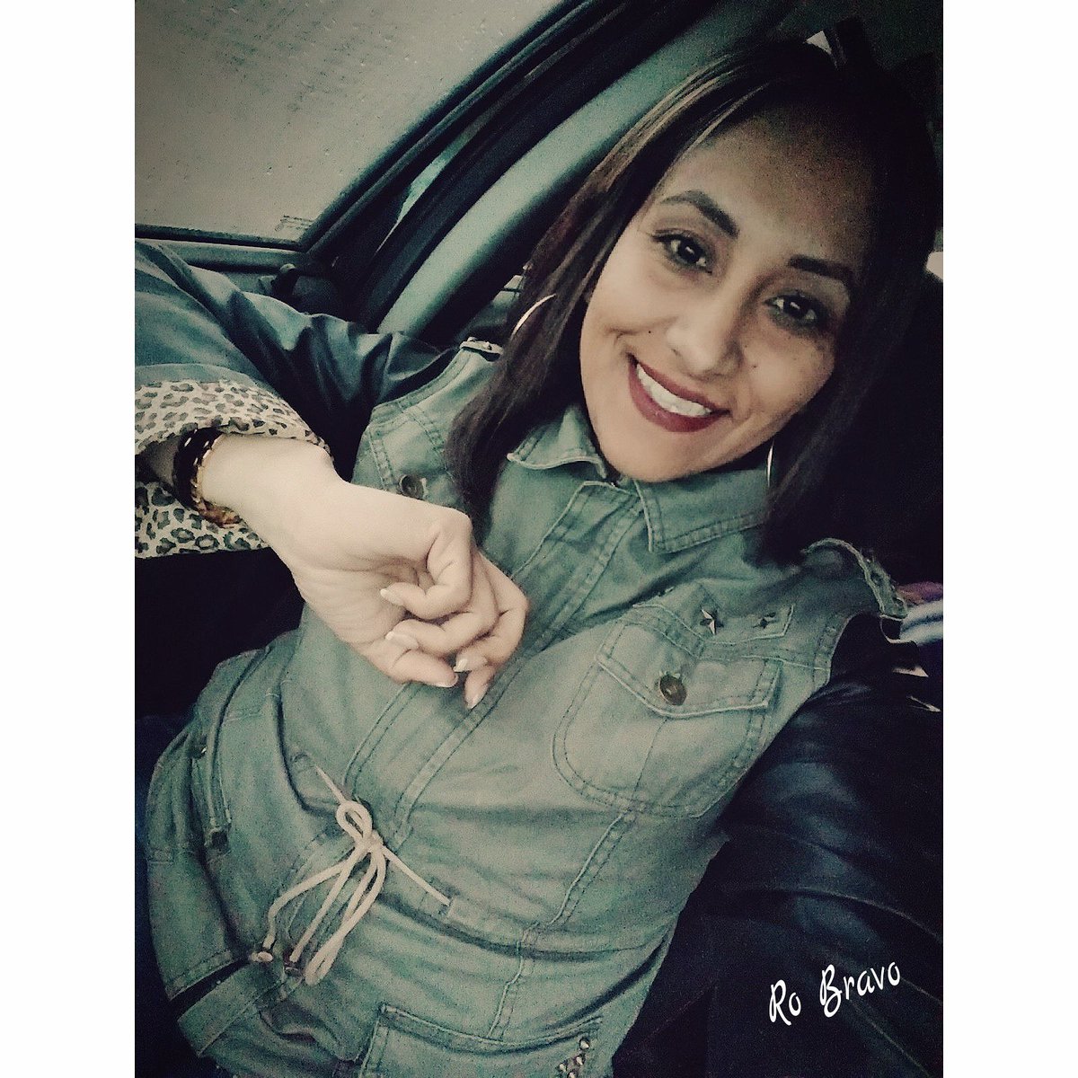 Rosyel31's tweet photo. Sé libre, vive siguiendo tus impulsos mientras no dañes ni juzgues a nadie,  TU SE FELIZ... #RdeRo #SabadoDeGanarSeguidores 💃🙋👌🔥❤😁✏📝 https://t.co/PRH7wIK53C