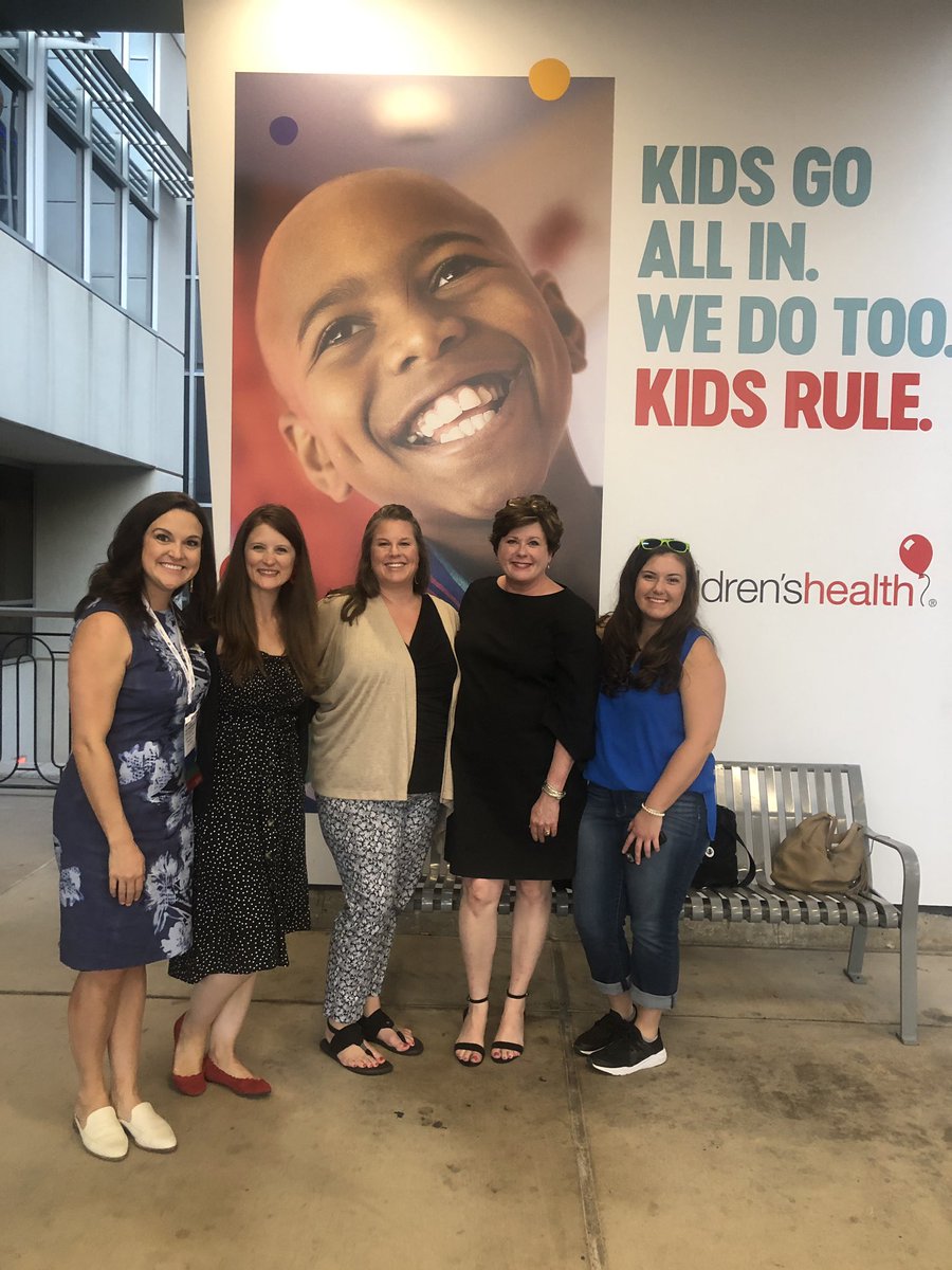 EricaD_Phillips's tweet photo. Learning how our friends at @ChildrensTheOne are #championsforchildren through their efforts in volunteer engagement, guest services and patient experience. #AHA #AHVRP19 #volunteerARchildrens #childheath @rebecca_neely14 @estorymartin @HalleyHamon @archildrensFred https://t.co/VeOUyzSJIp