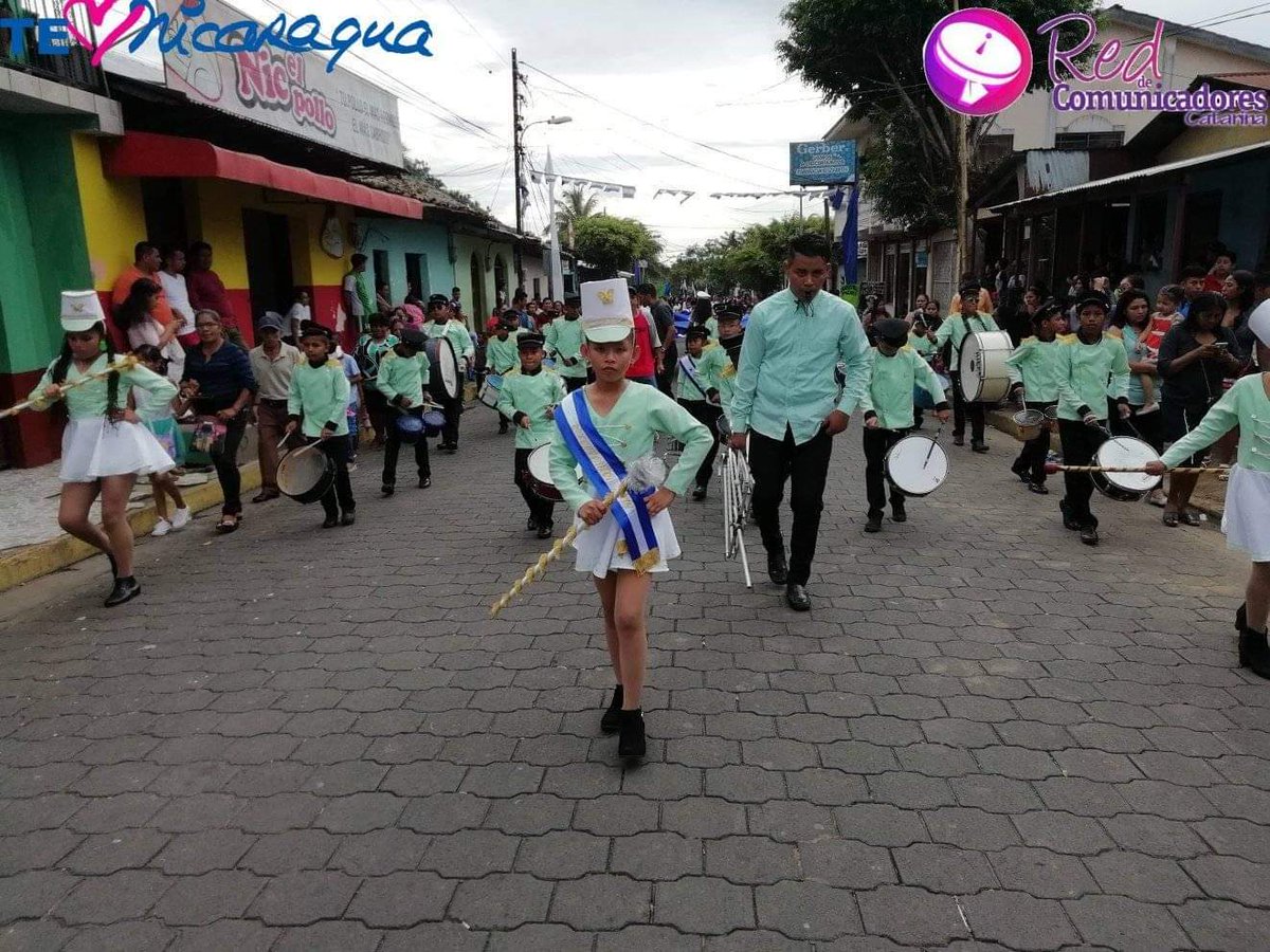 redcatarina's tweet photo. #SeptiembreVictorioso | A 163 años de la gesta heroica de la Batalla de San Jacinto estudiantes del municipio de #Catarina participaron del Desfile Patrio 2019. 🇳🇮
#PatriaParaTodos
#TeAmoNicaragua https://t.co/8h2rBuYJs0