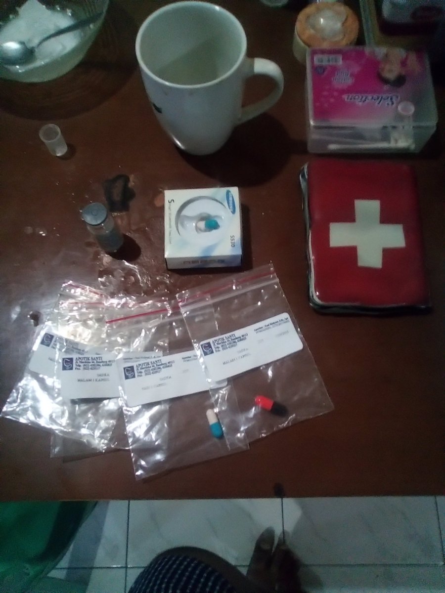 chaninpur's tweet image. #proof #differentcapsuletidiness #samecolor