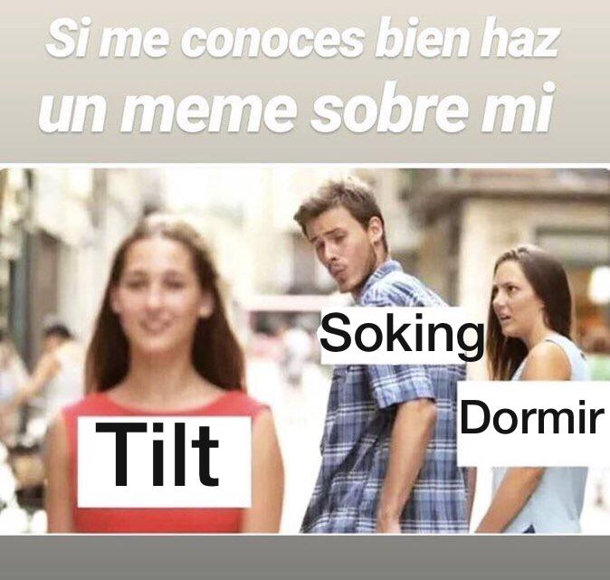 SokingRcQ's tweet photo. Encontré esta foto en galería del año pasado y creo que sigo igual https://t.co/cFuigPtf6c