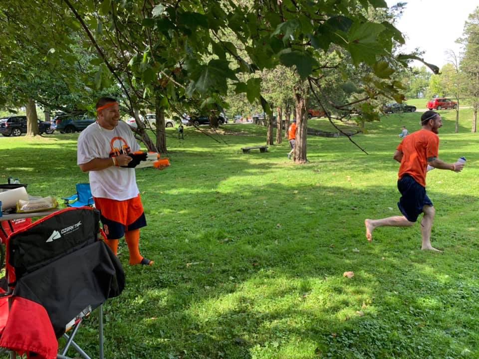 CuseWatercooler's tweet photo. Water gun war was a blast!! @ClemsonFB fans ended up being afraid of 70 degree weather as only one participated, and he came with a #WedgeHead.
Had about 25 participate!!! Next year even bigger!!! WedgeHeads are the best for a reason!! @NikoTamurian @CuseFootball https://t.co/ioCQTILc24