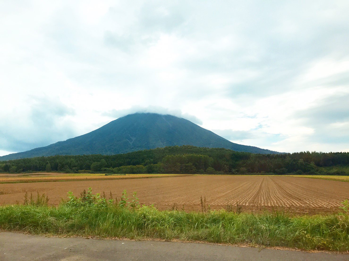 りょー ウーテイ山と花詩駅良きでした 聖地巡礼 ぼくなつ3 レオモン T Co Jijhmzhjeh Twitter りょー ウーテイ山と花詩駅良きでした 聖地巡礼 ぼくなつ3 レオモン T Co Jijhmzhjeh Twitter