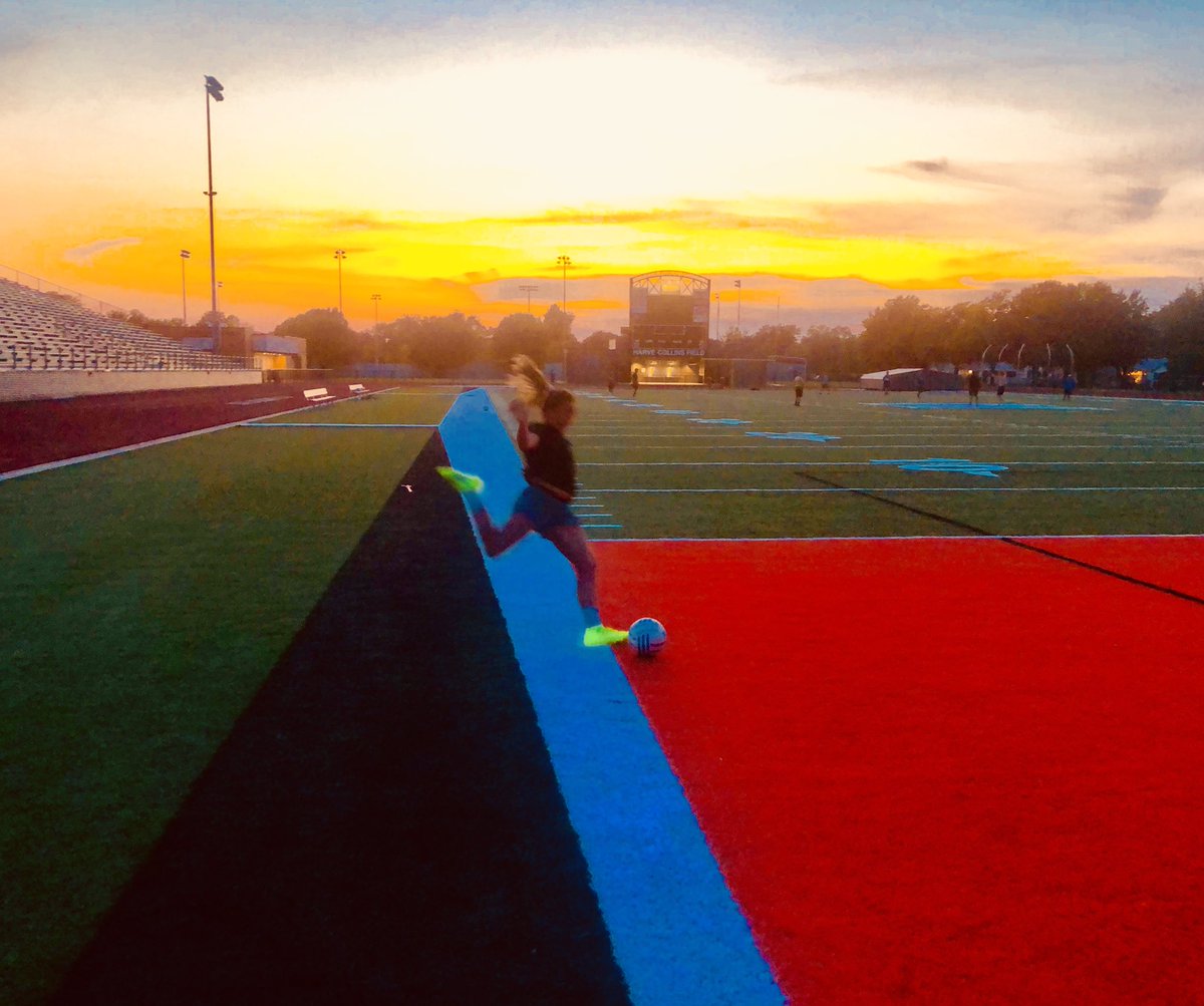 Luci Flores tweet media