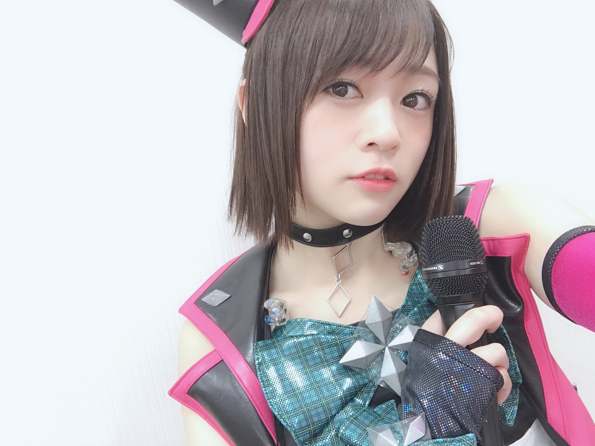完璧わいふによる 若井友希(i☆Ris) on  X: ラッピング材