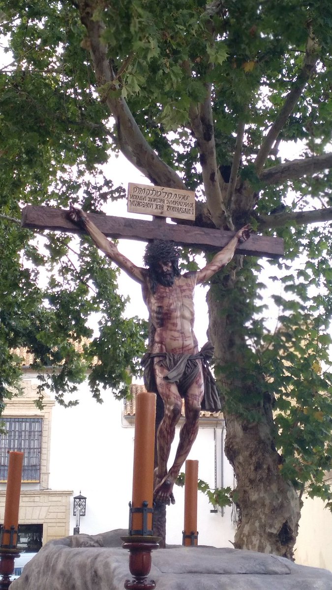 rubeng2310's tweet photo. De la #MagnaCordoba, en términos cofrades, me quedo con el Cristo de los Estudiantes. Para los que están más fuera de este mundillo, esta talla es una imagen que reproduce todas las heridas de la Sábana Santa de Turín. Me ha impresionado su austeridad y realismo. https://t.co/393fnBcfzD