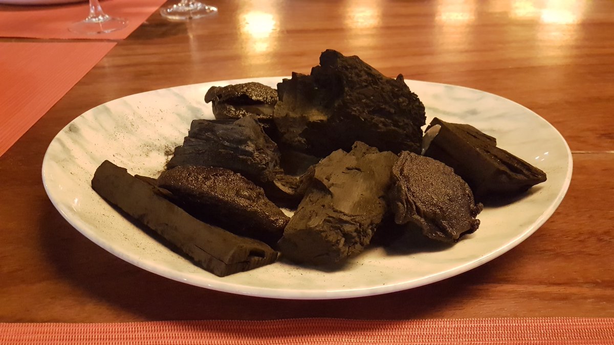 Cebolla negra con mayonesa de chile xcatic con un <a href="/CasaMadero/">Casa Madero</a> 2V

#FestivalGourmetBarcelo
