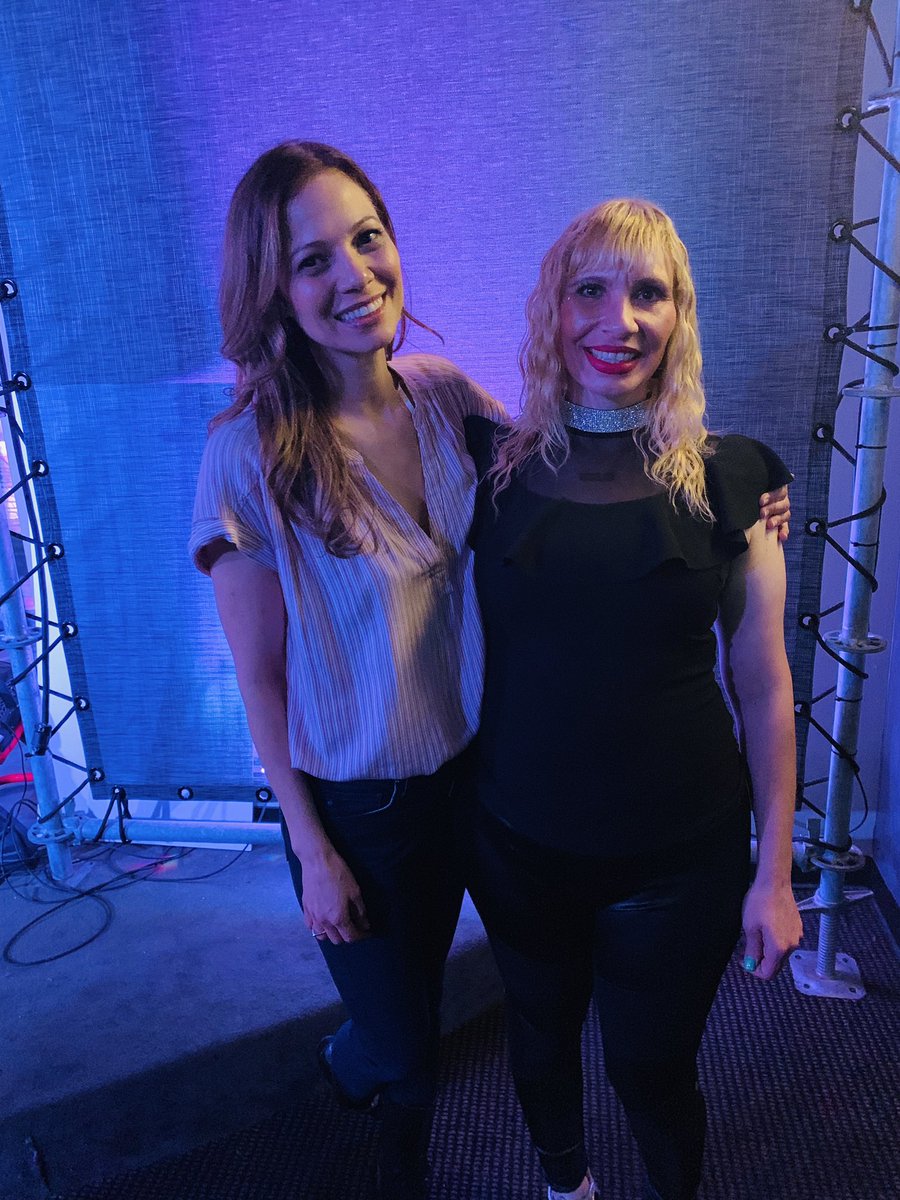 DonnaGiggles's tweet photo. Loved finally meeting you @TamaraBraun @GHFantasyEvents #gh #sandyrollman @srocf https://t.co/0HYqEqwLXp