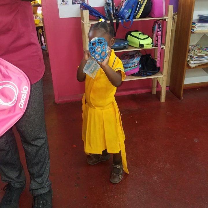 Uzivatel ワールドギフト国際支援ngo 再利用 寄付活動 Na Twitteru ジャマイカ 中米 カリブ海にある島国 の学校支援 日本のお子様のおもちゃ ここでも子供たちに役立っています ベビー用品 赤ちゃんのおもちゃ おもちゃ おもちゃ寄付 転がす 青い