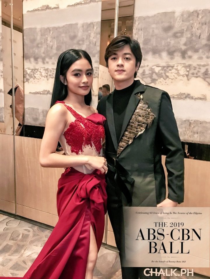 KierViOfficial's tweet photo. Dashing and fierce!! Ang ganda at gwapo naman!!! We hope na nag enjoy kayo kagabi. Proud kami lagi sa inyo. 💜😘 @vivoree @hashtag_CK https://t.co/LJ7MC6eQYO