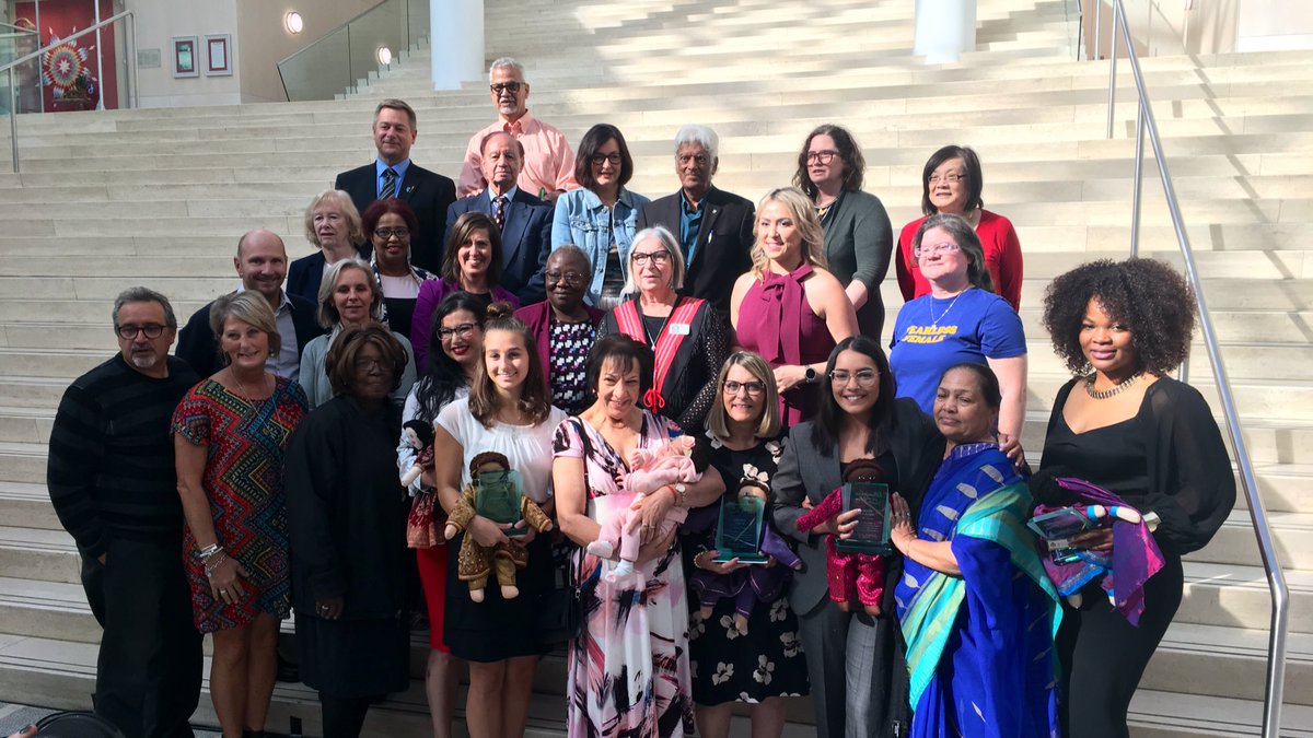 Adrienne Lamb tweet media