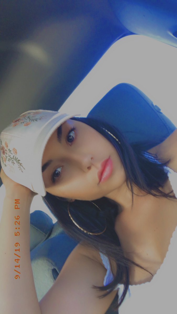 big hat grl