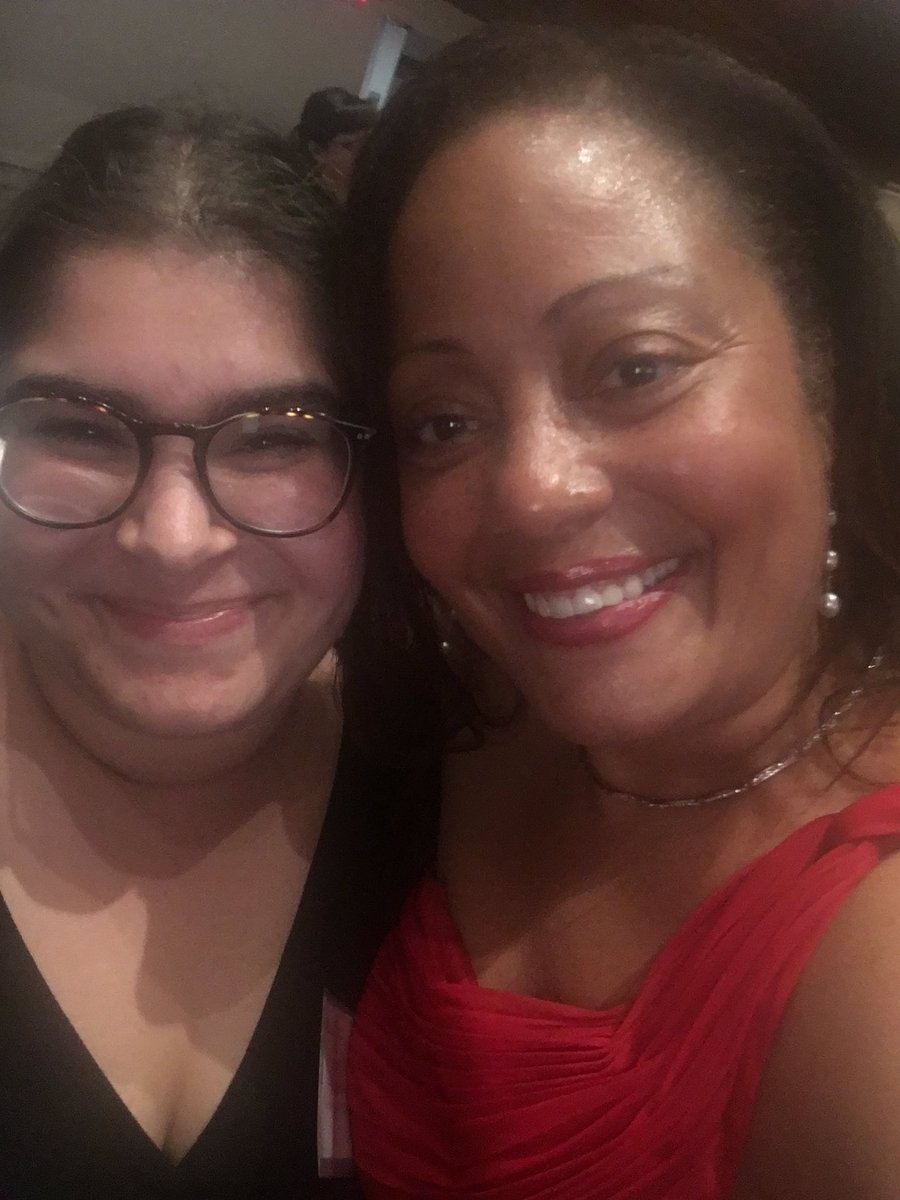 JomoandPatrice's tweet photo. Some of the wonderful and fab faces behind CIUS: Cheyenne, Serena, and Abby! Thank you also to Erik! #ciusgala19 #pushforwardwithci https://t.co/bX453fTRwG