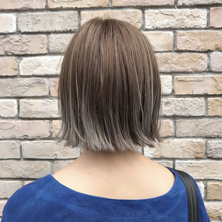 ananda_maruyama's tweet photo. カラフル🌈✨
みなさんヘアカラーを楽しんでてかわいい！！
髪色を何色にしようか迷ってる方、お待ちしてます😘
#colorful #ヘアカラー #下北沢 #美容室 #秋カラー #グリーンヘア #ピンクヘア #グレー #グラデーション #ベージュ #ハイライト #ヘアアレンジ #マッシュ #お洒落さんと繋がりたい #古着 https://t.co/TMPEOmWYPz