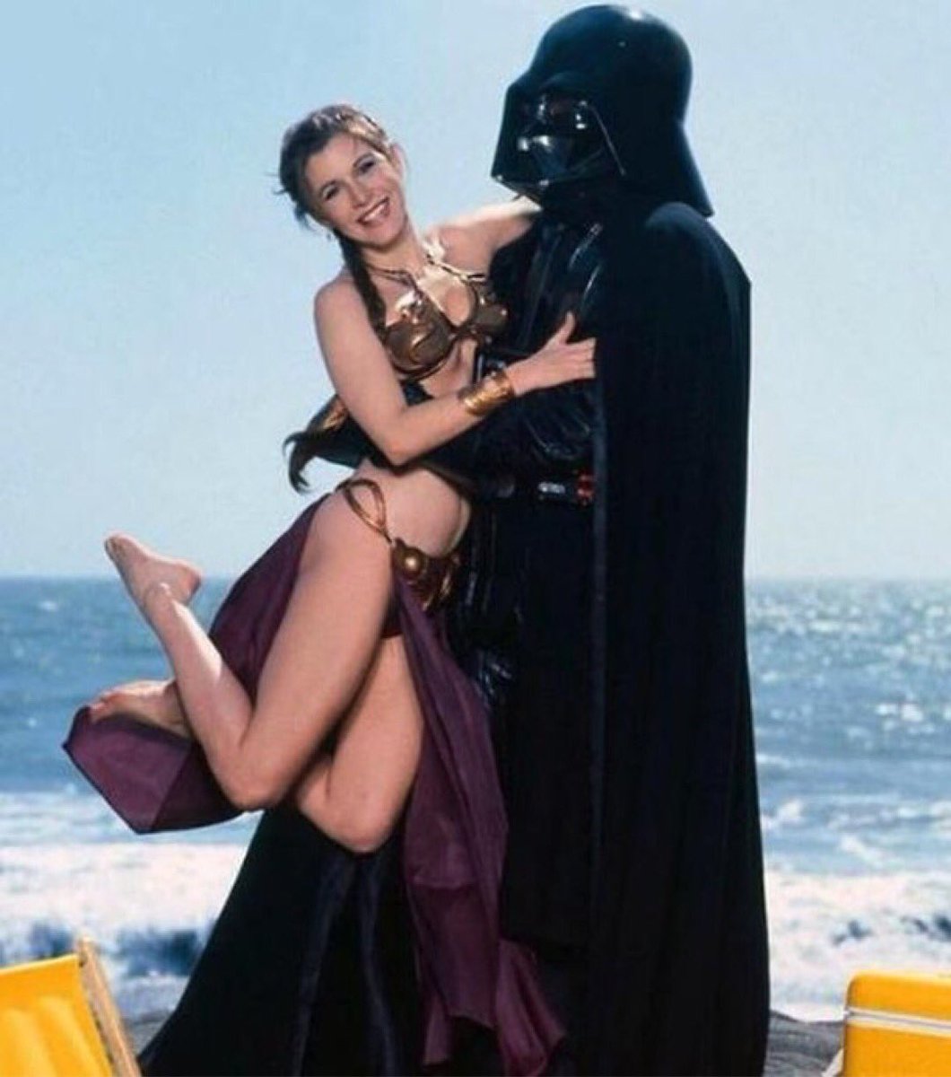 __Chewie__'s tweet photo. Happy Fathers Day!

#PrincessLeia #DarthVader #StarWars #TheRiseofSkywalker https://t.co/yYWZjyQqEc