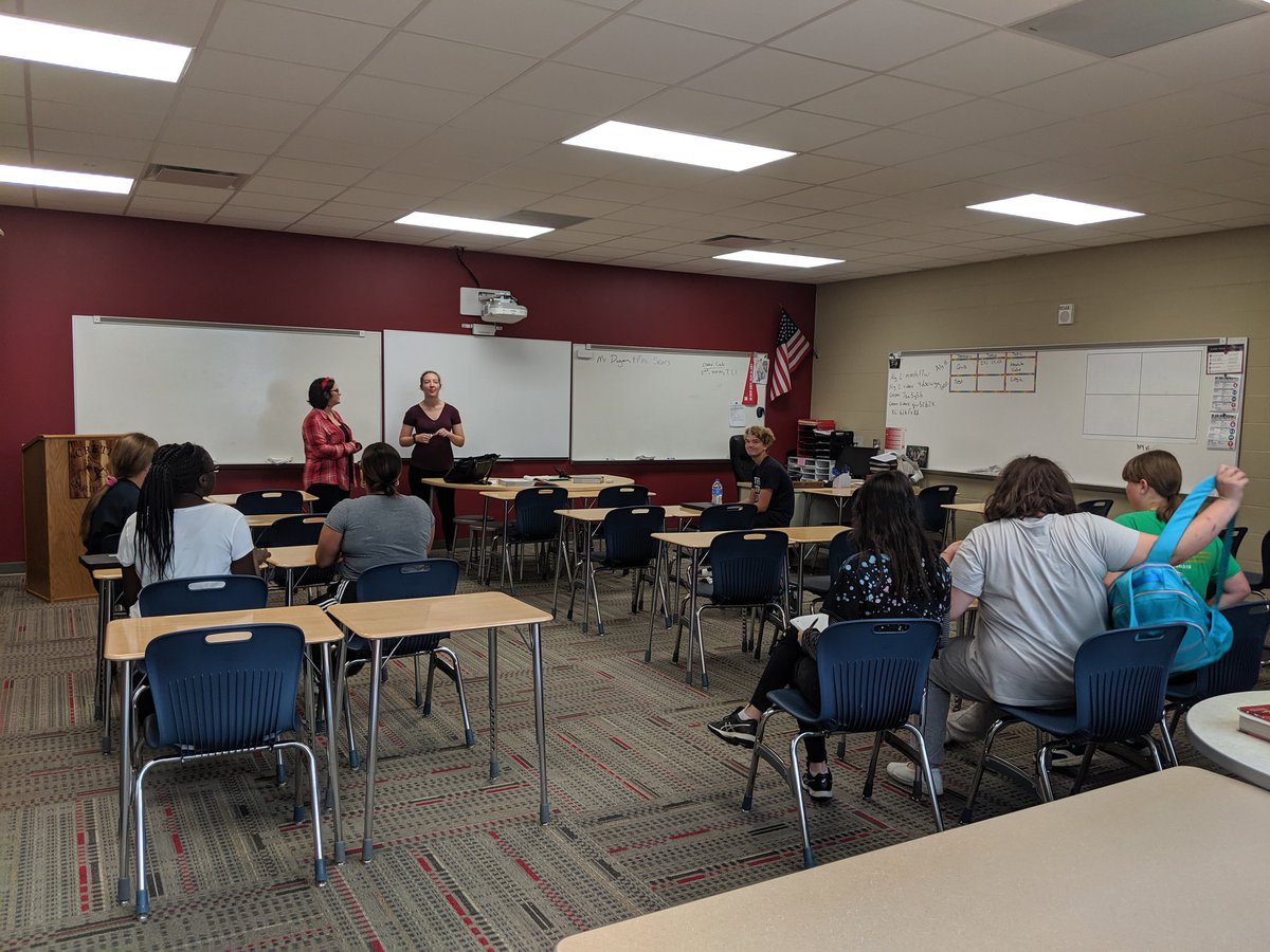 Getting an early start on the <a href="/CreteSpeech/">Crete Speech</a> season with a little workshopping. Thanks for helping out <a href="/DoaneForensics/">Doane Forensics</a> and <a href="/CUNESpeechTeam/">CUNE Speech Team</a>! #Cardinalpride