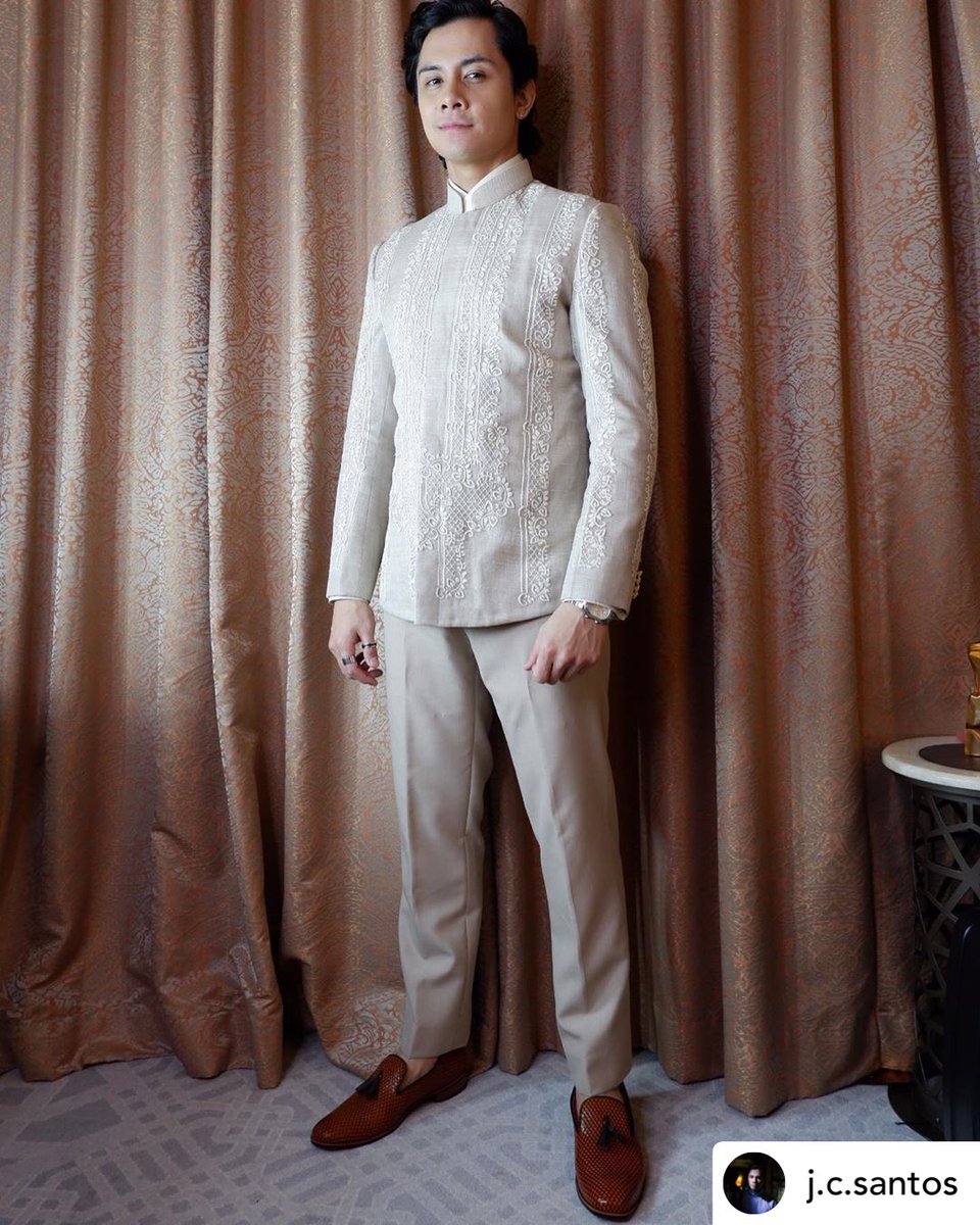 WeLoveJCSantos's tweet photo. Our king @qaloyJCsantos at the #ABSCBNBaII2019 #OPENMovie #Ethan https://t.co/7BceST9hSz