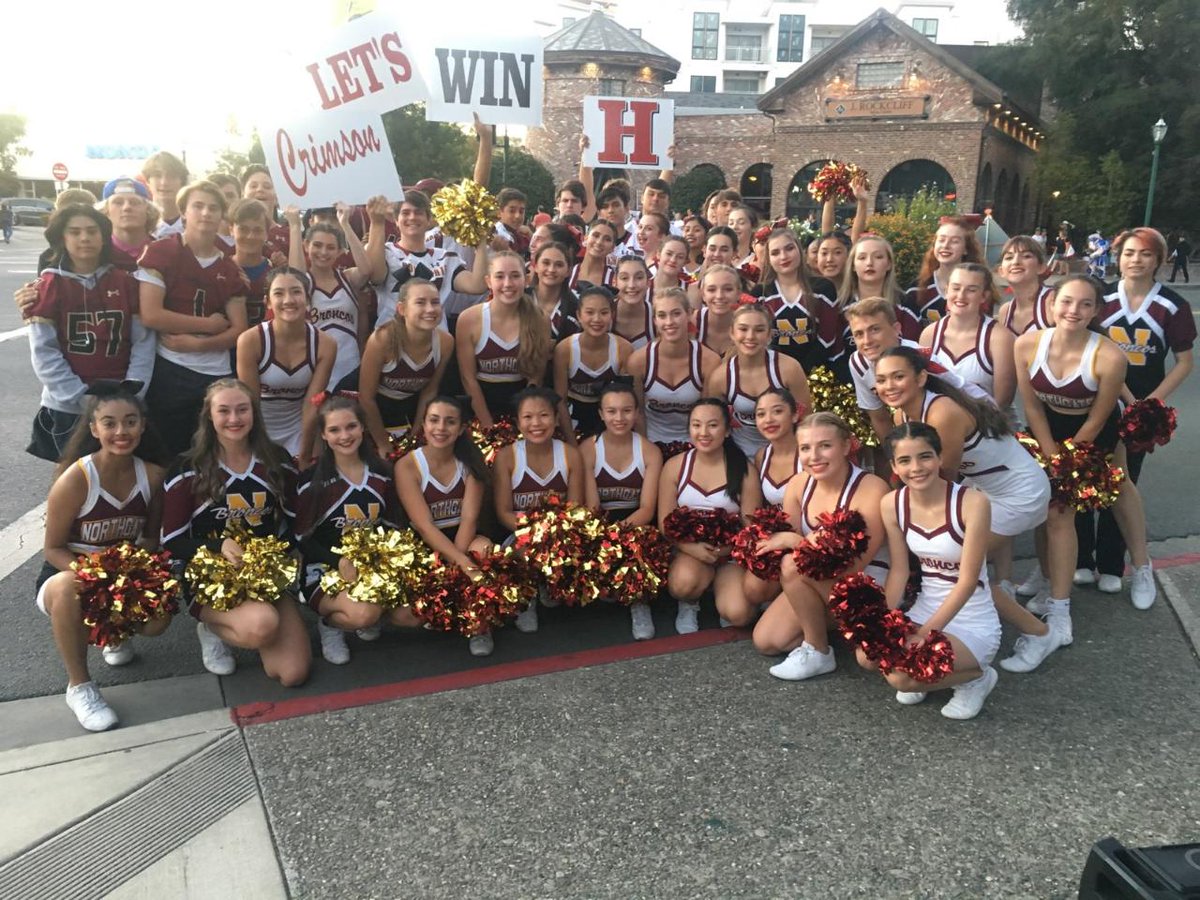 NGHS_Football's tweet photo. @NorthgateSpirit and @NGHS_Football representing tonight at the 83rd annual Walnut Festival Twilight Parade! Great tradition! Go Broncos, and go @WalnutCreekGov @nhsbroncos @NorthgateHS #NGFB19 https://t.co/WdWpxRYzpz