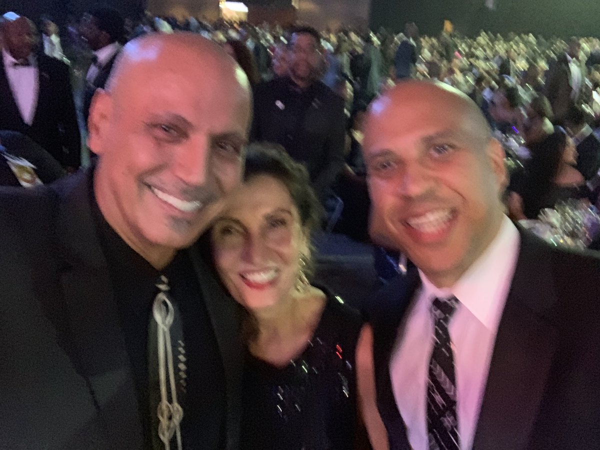 andyshallal's tweet photo. #CBCALC19 @ewarren @CoryBooker @TheRevAl https://t.co/2f2AKCaSvi