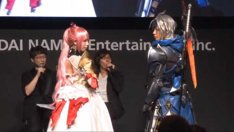 いばら テイルズ オブ アライズ アルフェンとシオンの後ろ姿 公式コスプレイヤー と 炎の剣を持つ佐藤拓也 佐藤 男の子はこういうの持つとテンションあがっちゃいますよね Toarise Talesof いばら テイルズ オブ アライズ アルフェンとシオンの後ろ姿 公式コスプレイヤー と 炎の剣を持つ佐藤拓也 佐藤 男の子はこういうの持つとテンションあがっちゃいますよね Toarise Talesof