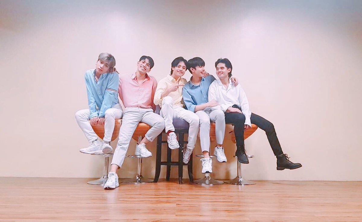 _subs19 tweet picture