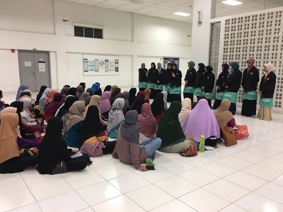 prmuitmpa's tweet photo. [ Malam Jalinan Ukhuwah ]

Bersama semua ahli dan sekiteriat PRM.

#initiatingchanges
#towardislam https://t.co/G14hEdhxV1