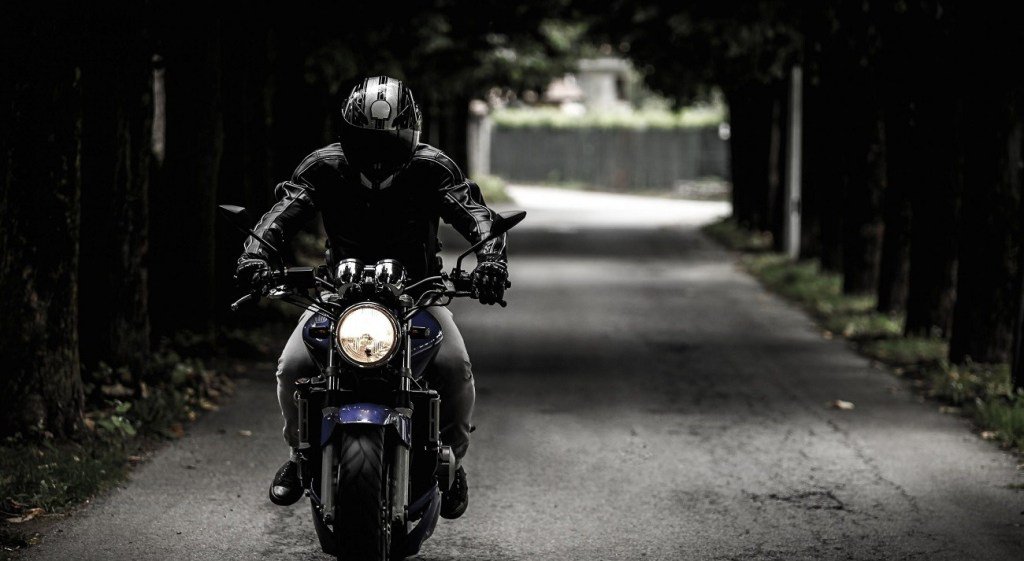 tech_ultimo's tweet photo. A Wisely Bengaluru Man Who Develops AC Helmet for his comfort #ACHelmet #AC #Rides #Helmets #Tech #Bengaluru https://t.co/n044FWuXWf https://t.co/rdlBCLpbjx
