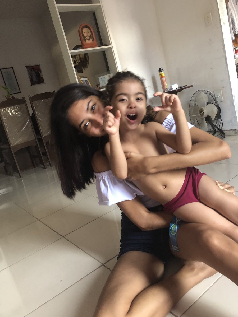 fujadaki's tweet photo. Vocês conhecem o amor da minha vida?! #MiniAli https://t.co/fvZULQaAdC