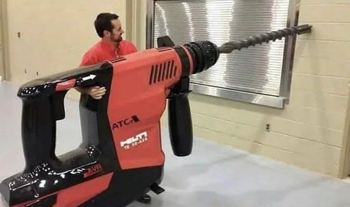 9GAG's tweet photo. Me: It’s finally Sunday. I’ll sleep all day.
 My neighbor at 7am: https://t.co/tXGzMgufOR
