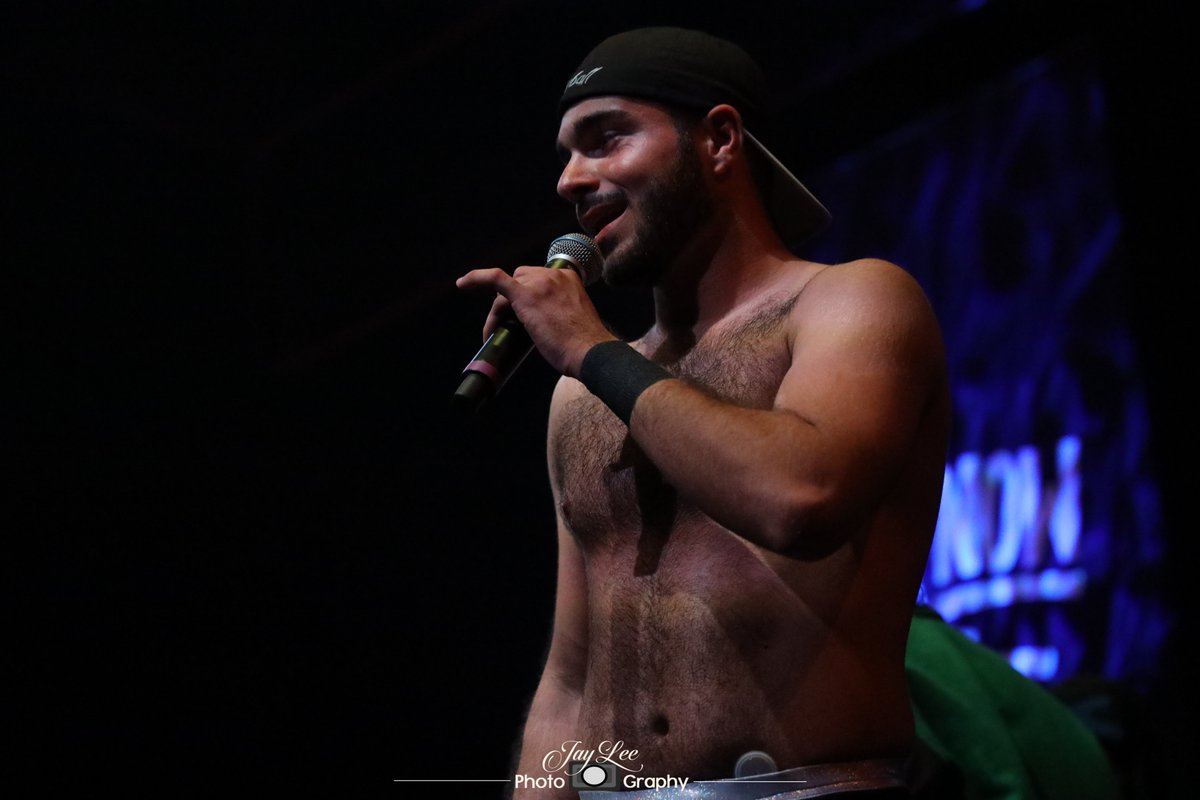 JayLeeAC's tweet image. The #Headoftheclass @FlyingVTheatre @LoganLaroux @electriconeal @TheShooterKM