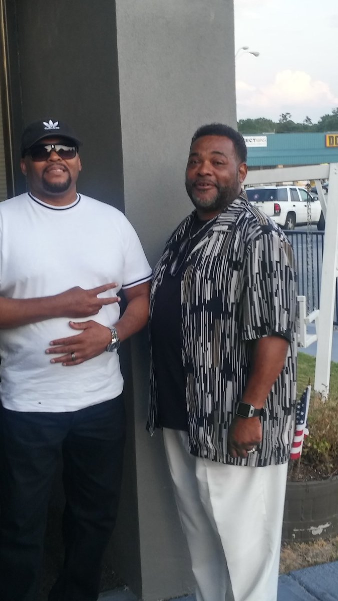 ConnectionJones's tweet image. These guys were explosive today🎷🎤in Albany, Ga at the Praise 105.5 "Back to School Event"....here we come ATL so Get Ready!🚗🌹
Sax Man and Harold Holloway🔥🔥
#enjoyinglifetothefullest❤